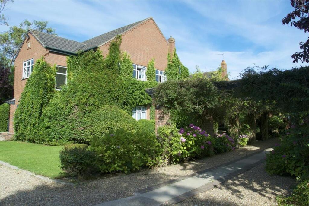 Brackenborough Lakes Resort Louth  Exterior photo